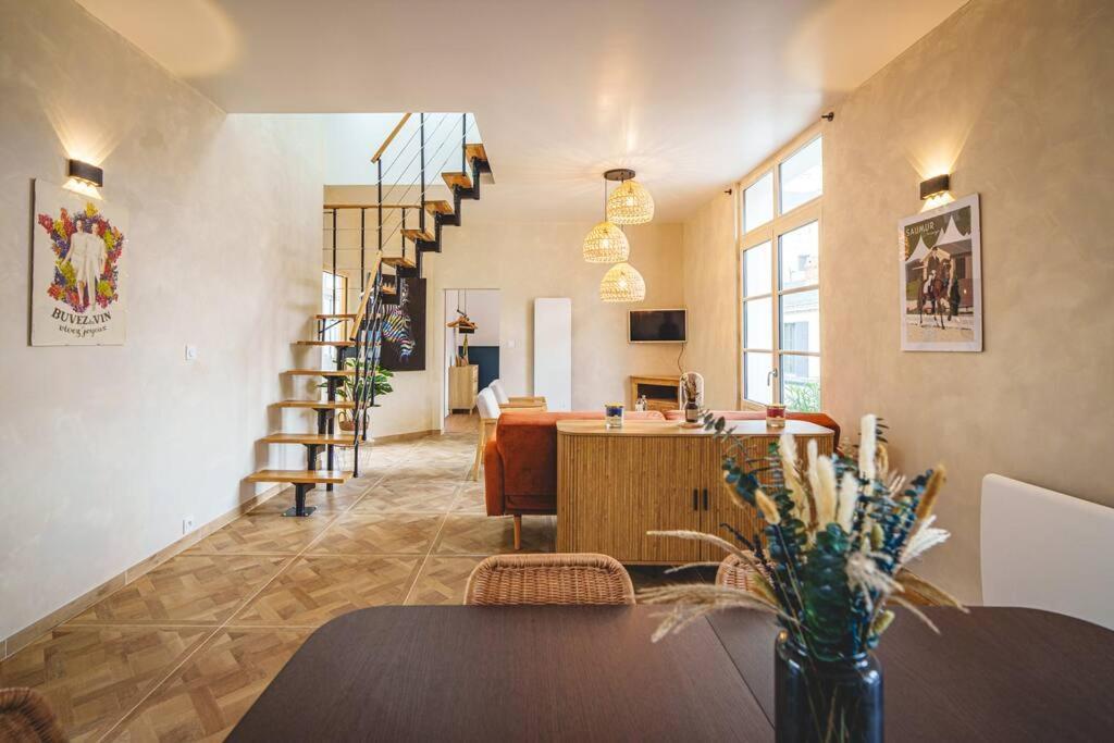 סומור The House Of Celeste מראה חיצוני תמונה